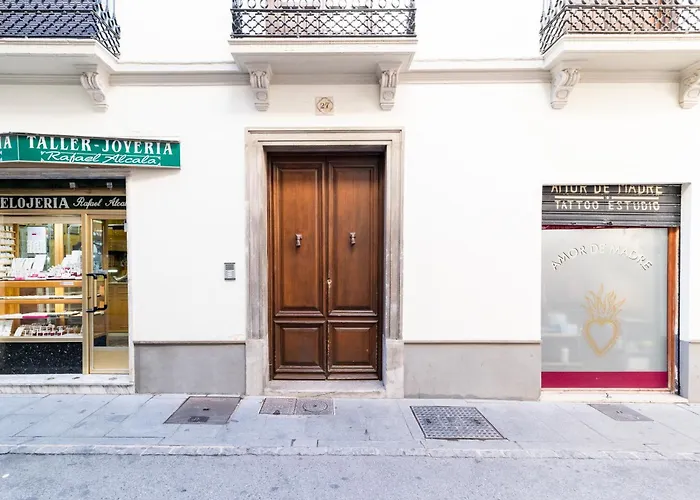 Urban Gracia Deluxe Centro Ciudad